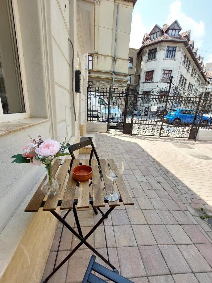 Sweet Dreams Suites Lovely Duplex Universitate Bucarest Exterior foto